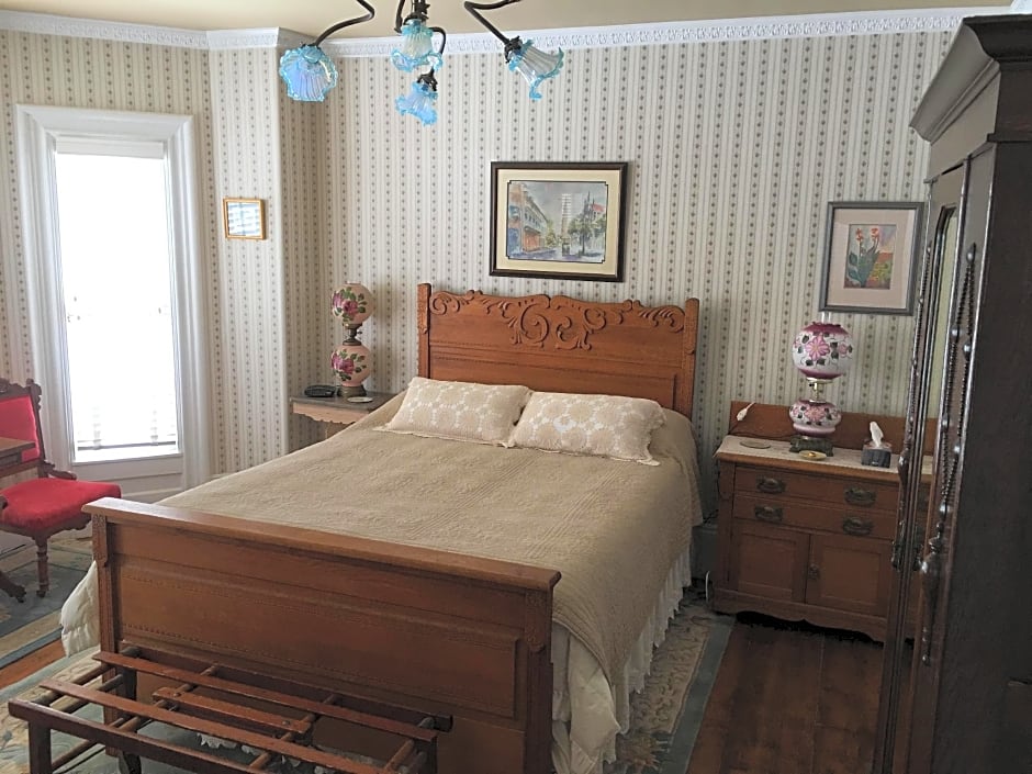 A Seafaring Maiden Bed and Breakfast