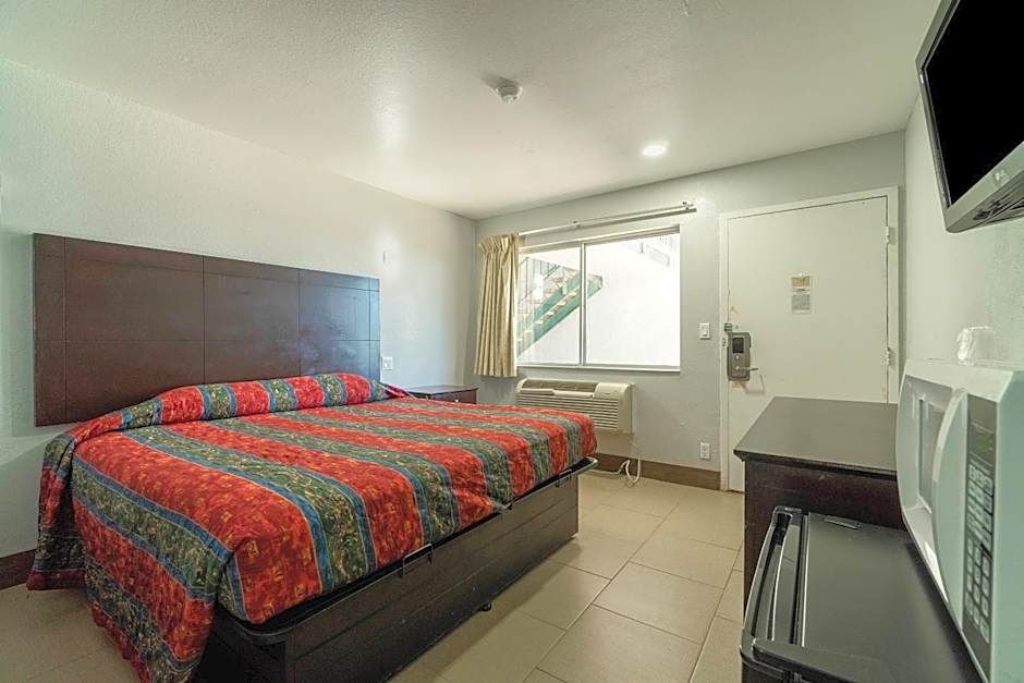 Xpress Inn & Extended Stays