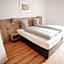 Boardinghouse Victory
