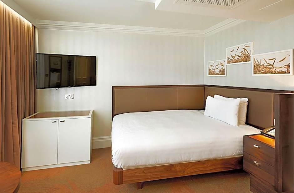 Hilton London Hyde Park