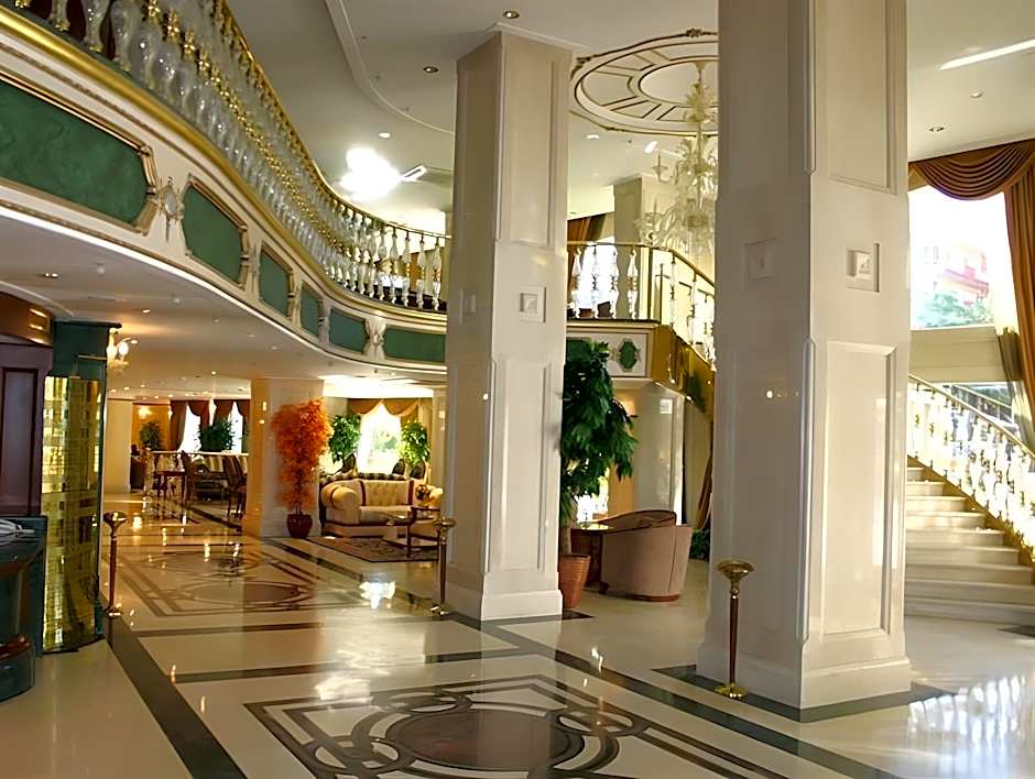 Akar International Hotel