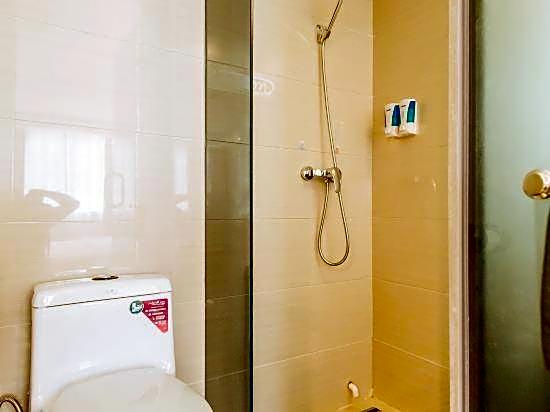 Mufeng Hotel (Guangzhou Tiyu West Road Metro Station)