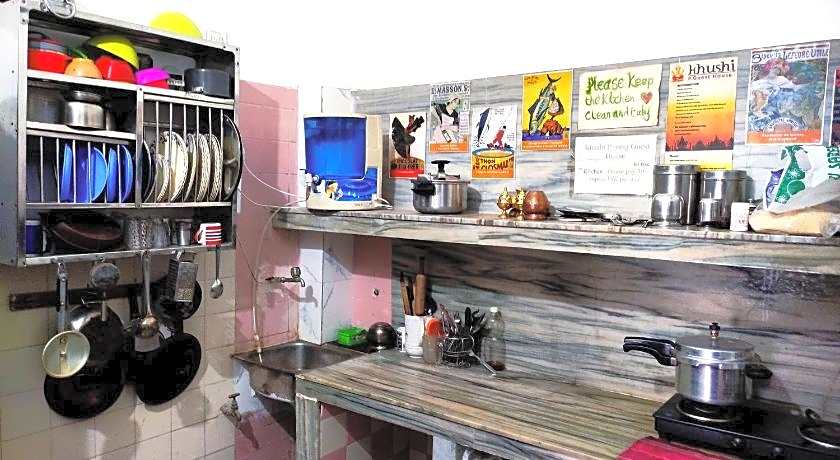 Khushi Paying Guest House