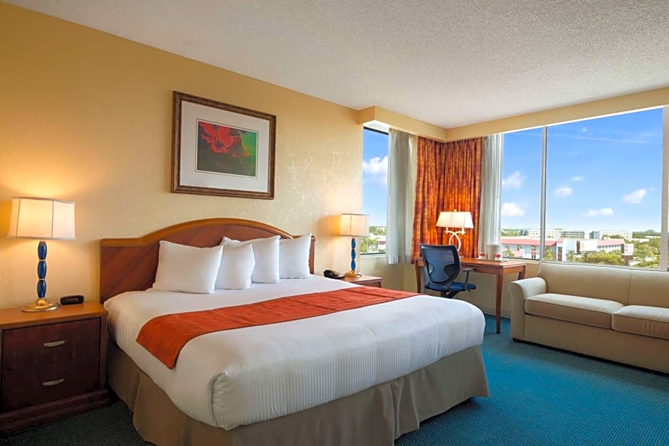 Ramada by Wyndham Kissimmee Gateway