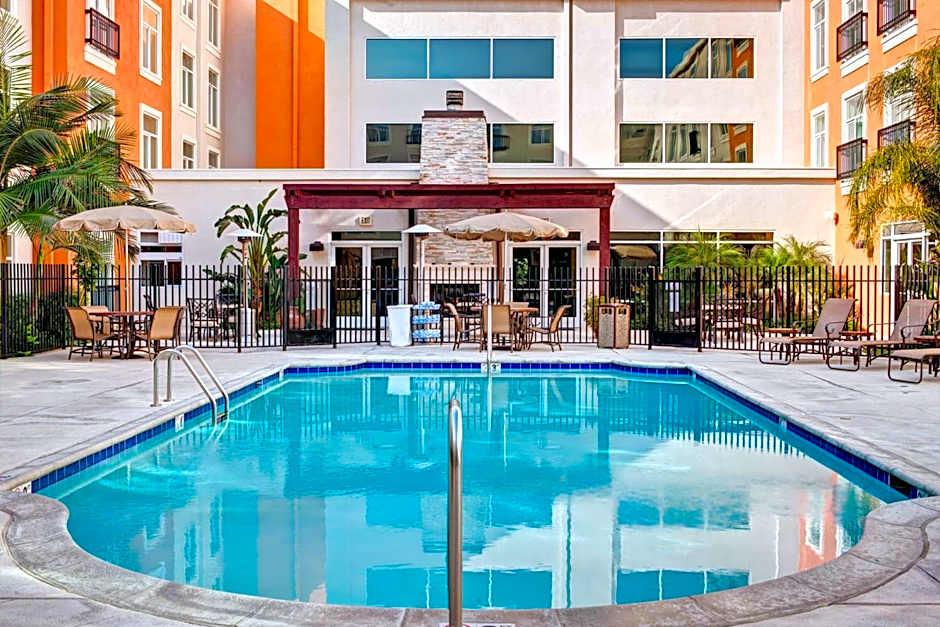 Embassy Suites By Hilton Valencia