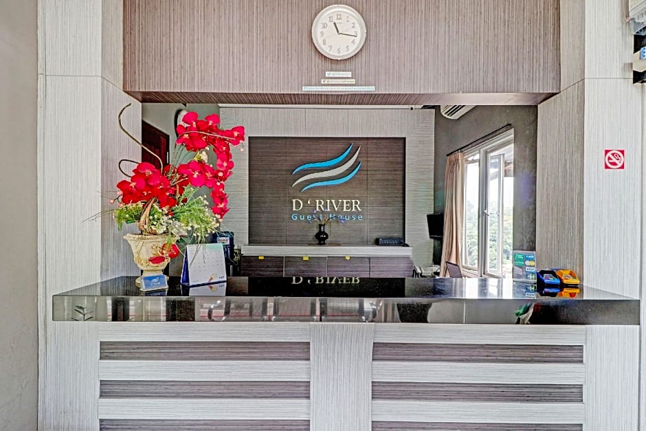 Hotel O Cihampelas Near Ciwalk Formerly D'River Guest House