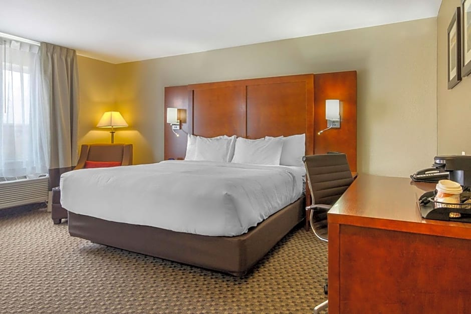 Comfort Inn & Suites Sterling