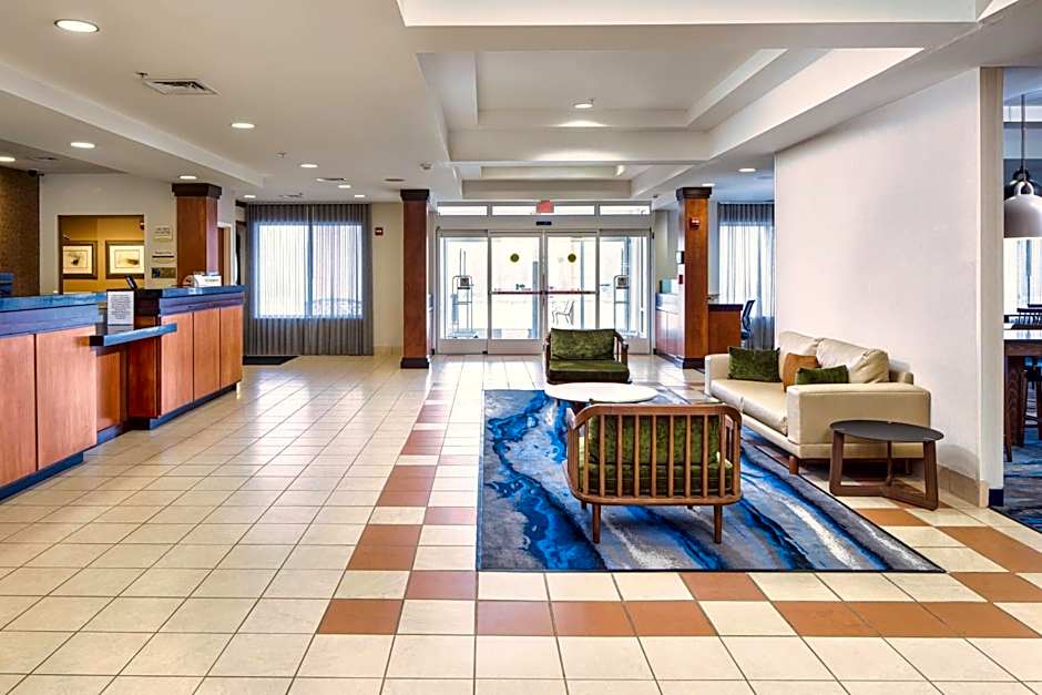 Fairfield Inn & Suites by Marriott South Boston