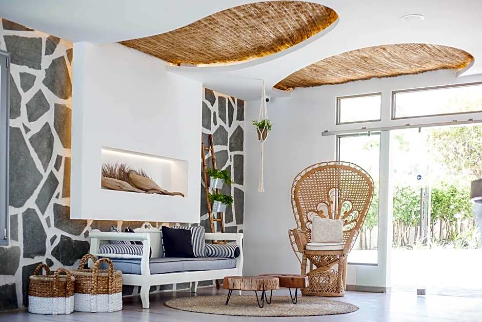 Malibu Boutique Studios & Bungalows