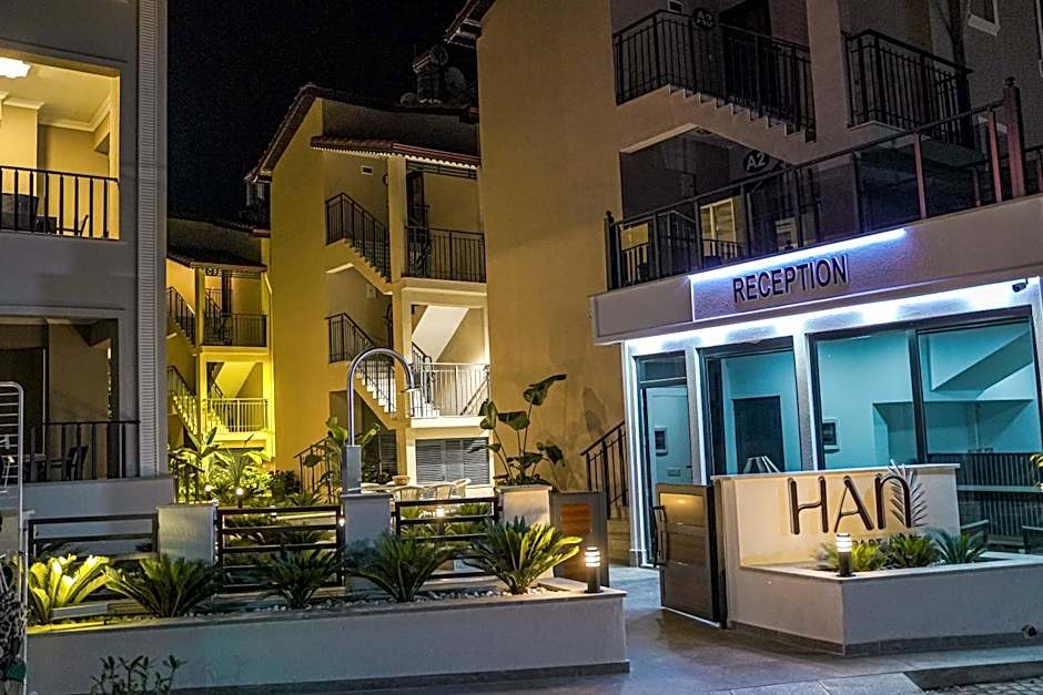 Han Apart Hotel Side