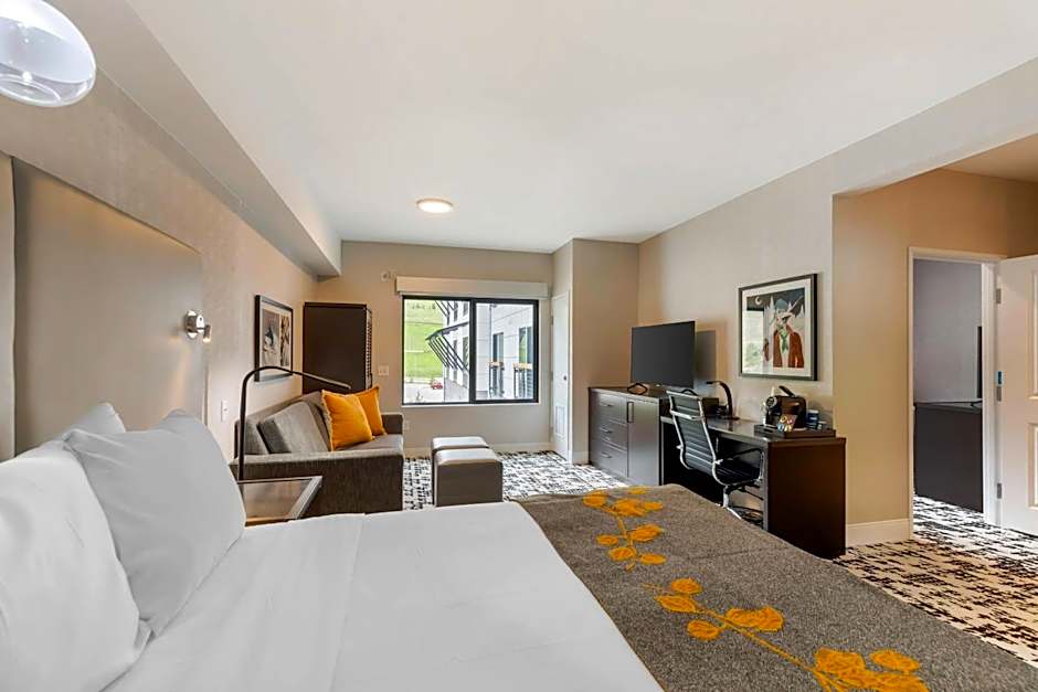 Cambria Hotel Copper Mountain