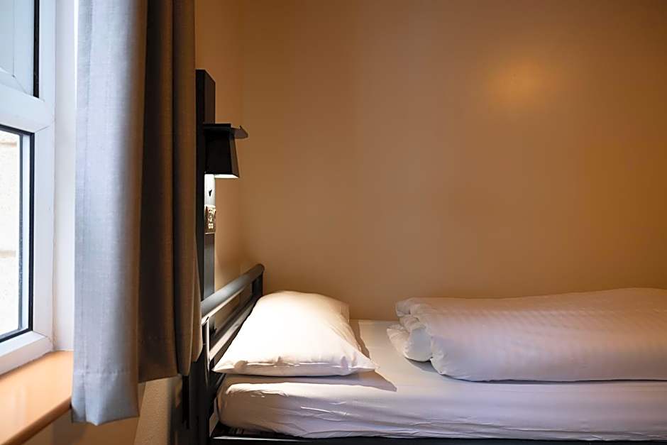 YHA Liverpool Albert Dock