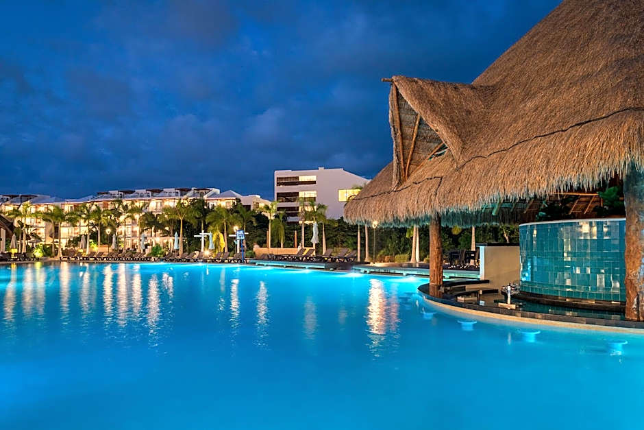 Ocean Riviera Paradise - All Inclusive