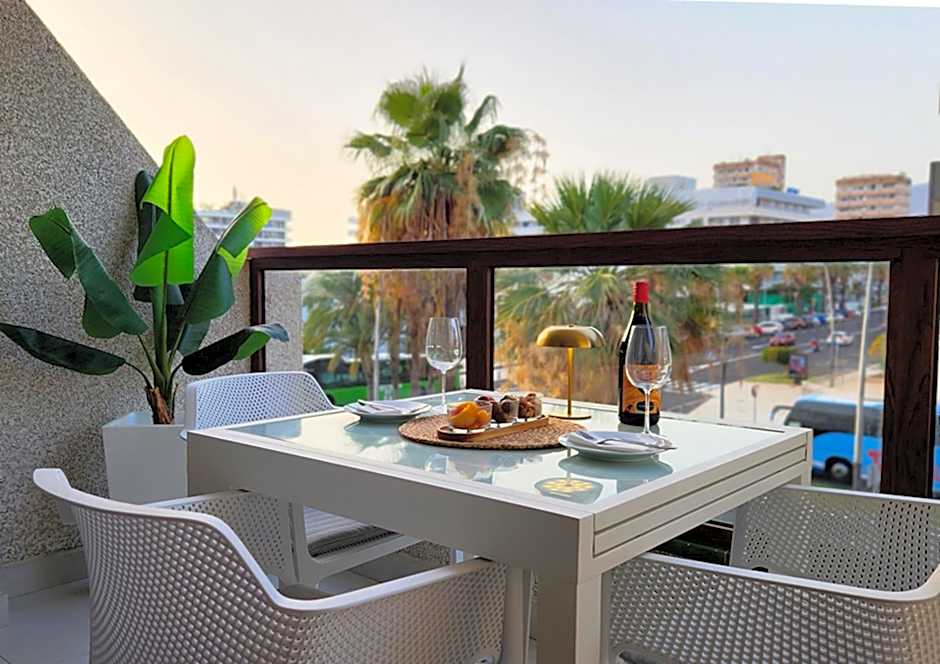 TMS Andorra Luxury ApartHotel, Las Americas, Pool&Beach