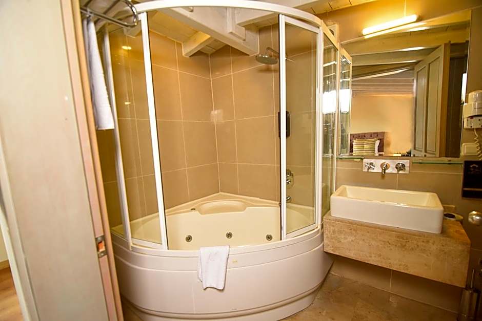 Alp Pasa Gazetta - Special Class