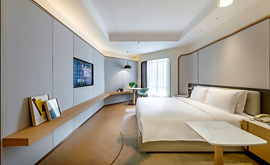 Holiday Inn Chongqing Guanyinqiao By IHG