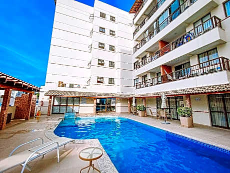 50m da PRAIA, Piscina, Academia, Portaria 24 horas, Churrasqueira