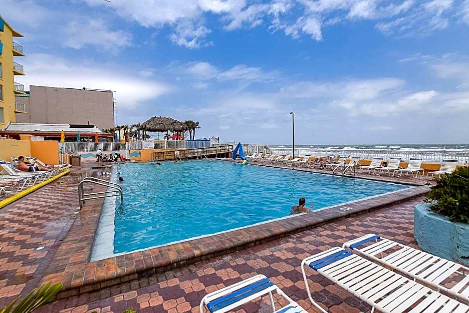 Daytona Beach studio condo with beautiful Ocean view