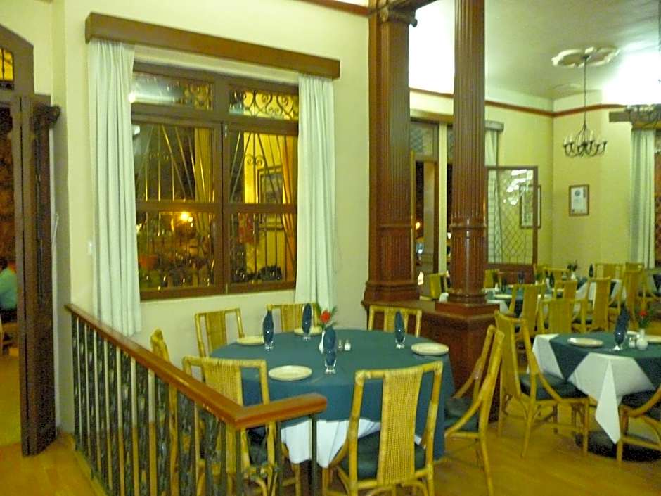 Hotel La Casona del Llano
