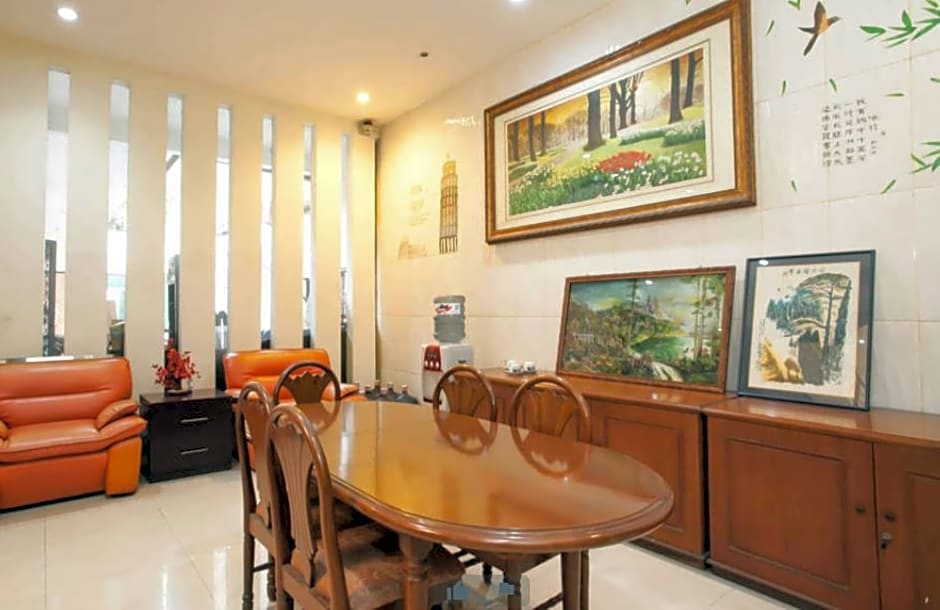 Soerabaja Place Guest House by ZUZU