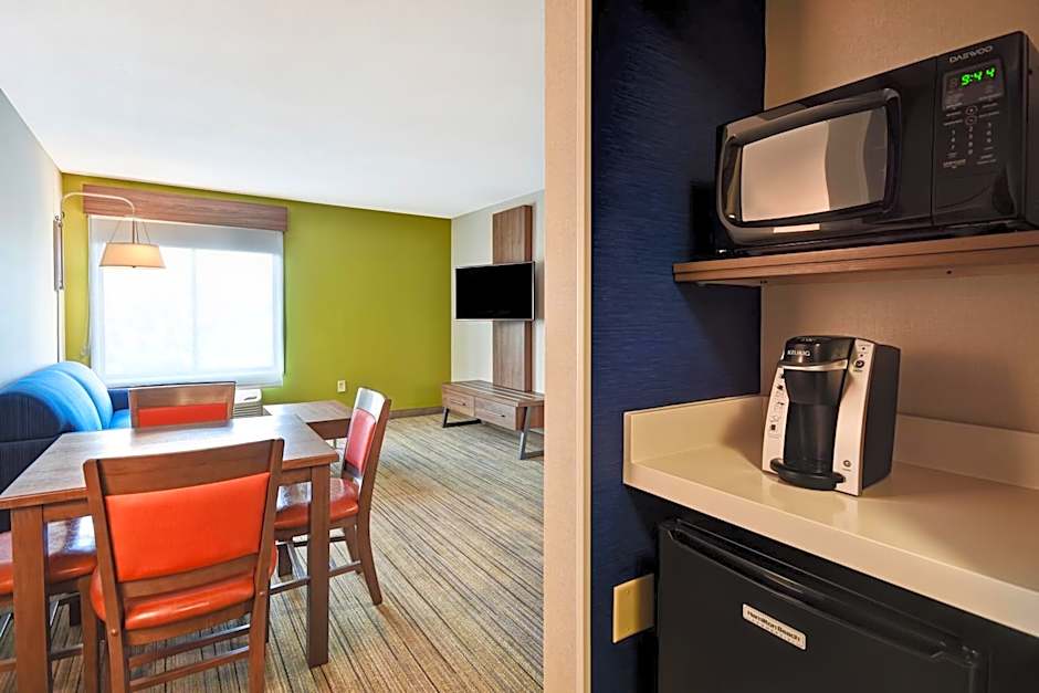 Holiday Inn Express Middletown/Newport By IHG