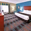 La Quinta Inn & Suites by Wyndham Houston Hobby Airport