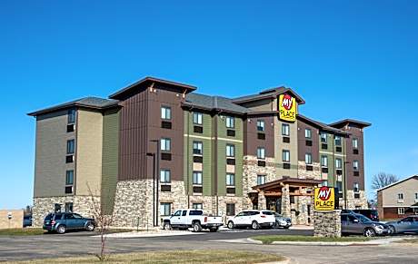 My Place Hotel-Watertown, SD