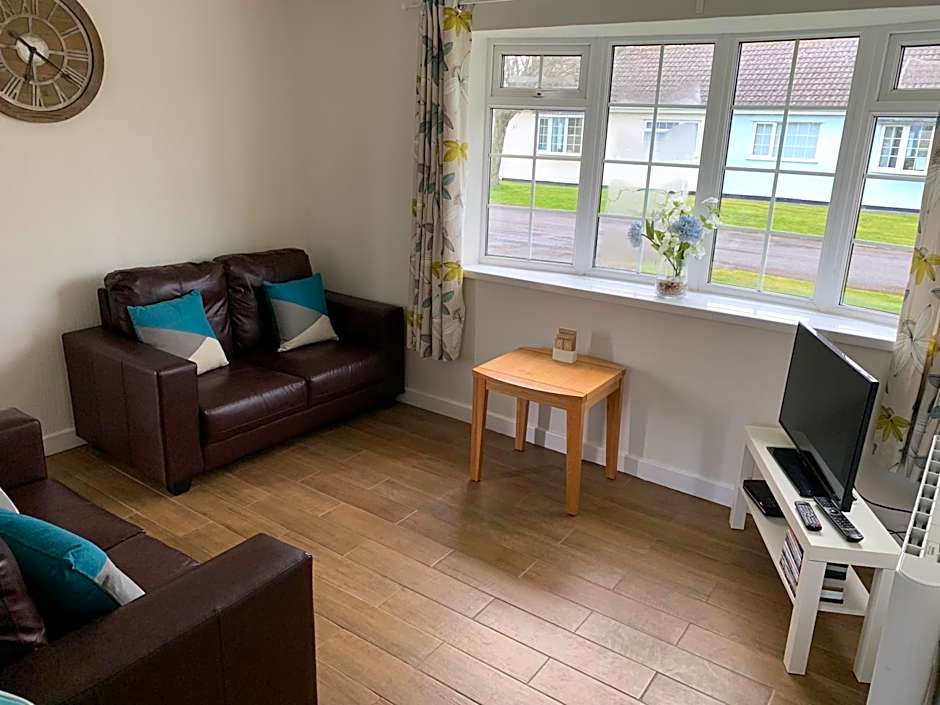 24 Gower Holiday Village