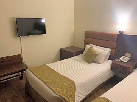 Deluxe Single Room