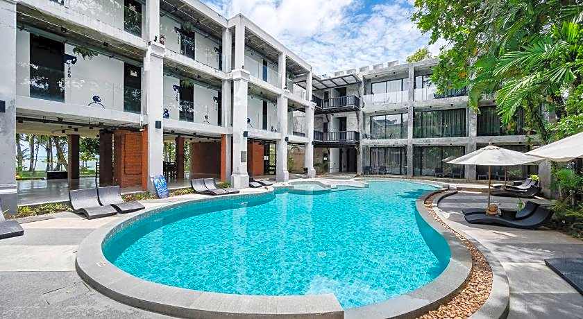 Kokotel Khao Lak Lighthouse