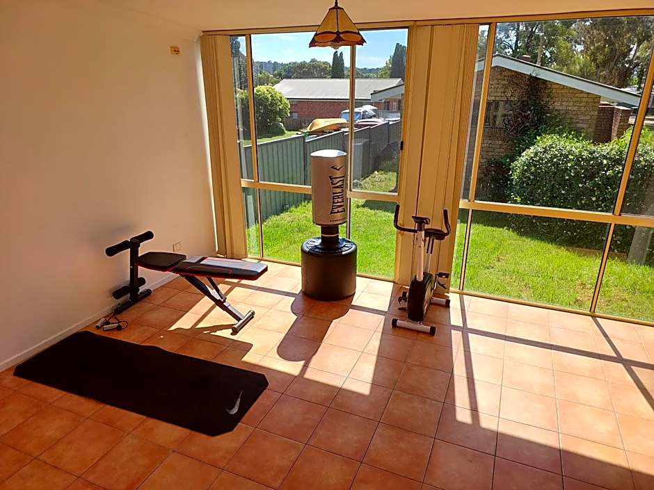 Fossicker Caravan Park