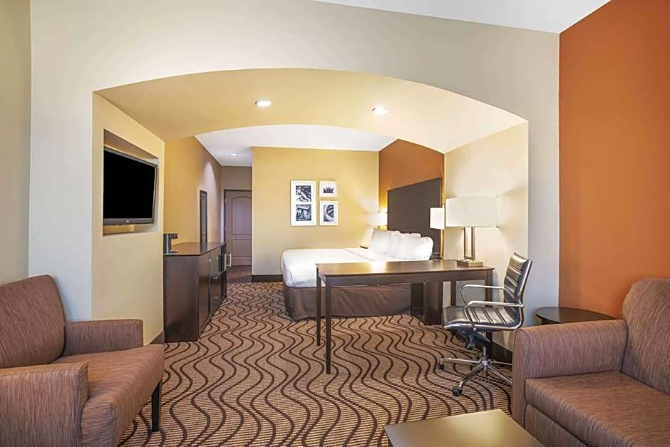 La Quinta Inn & Suites by Wyndham Beeville