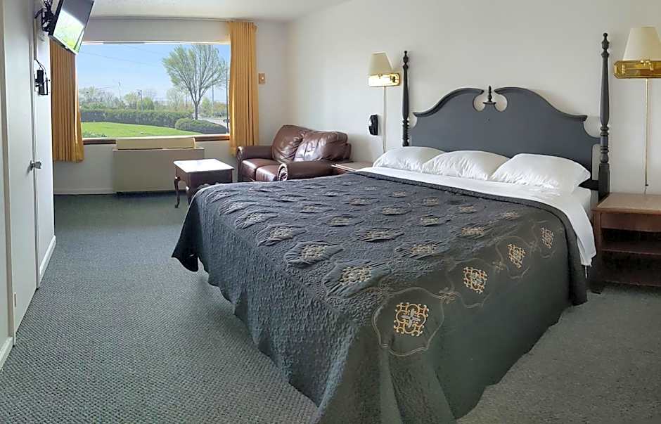 South Side Inn - Burlington