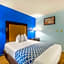 Econo Lodge Inn & Suites Windsor Locks Bradley Airport