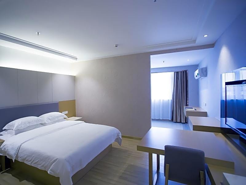 GreenTree Inn Jiangsu Wuxi Jiangyin Yunting Changshan Avenue ChenGYAng Road Business Hotel