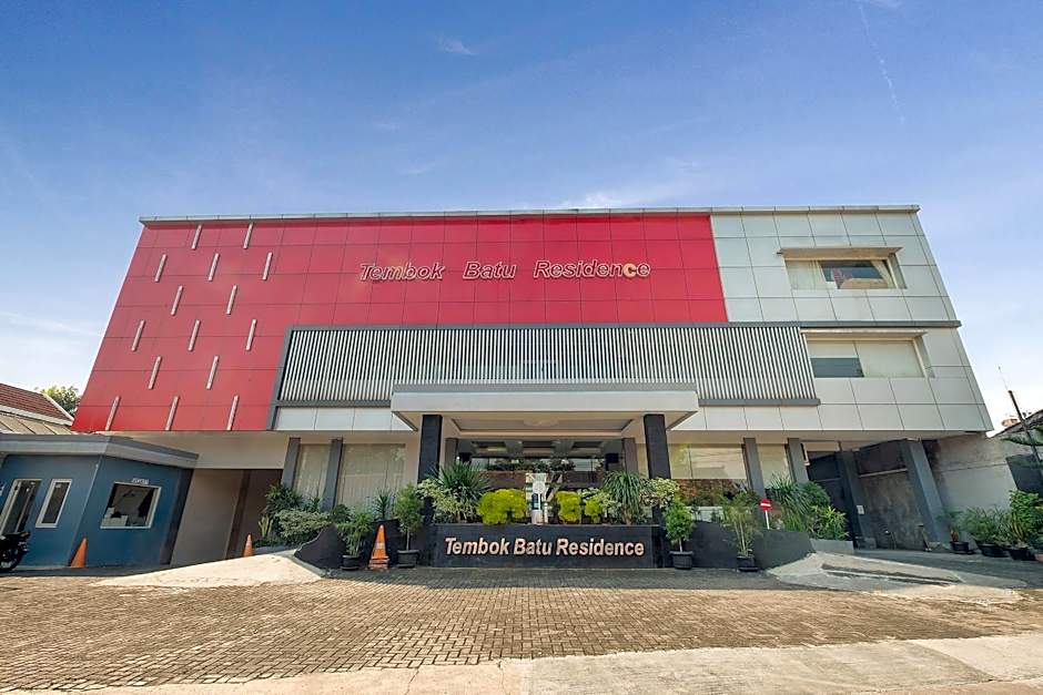 OYO Flagship Tembok Batu Residence