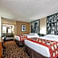 Super 8 by Wyndham Clovis