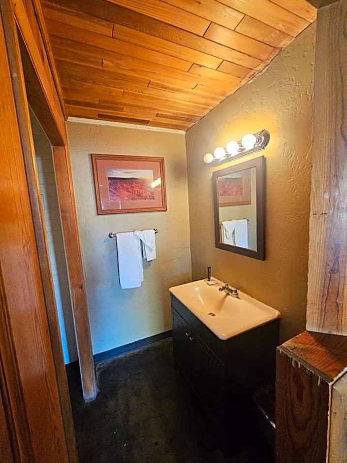 Redrock Country Inn