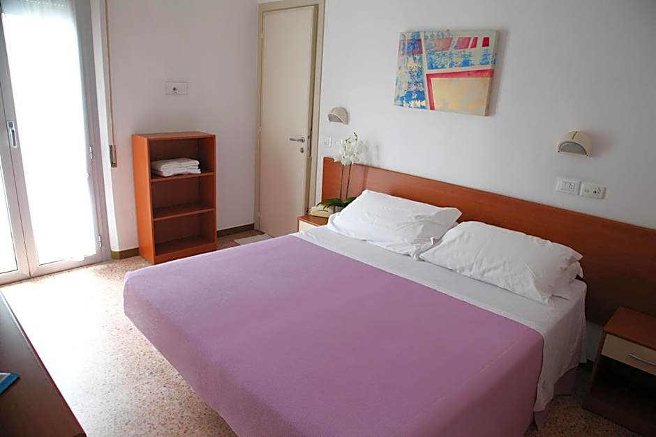 Hotel Globus