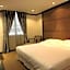Country Hotel