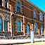 Central Springs Inn