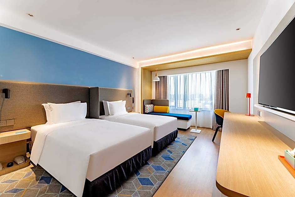 Holiday Inn Express Hohhot East Station By IHG