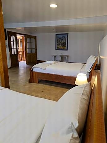 Hotel Aural