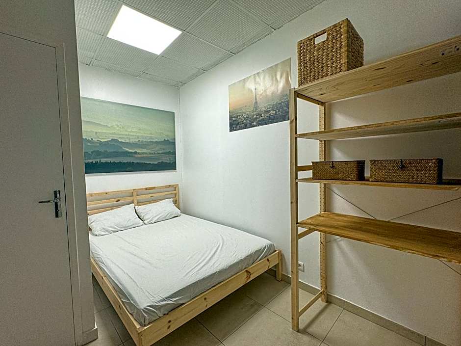 Korean Minbak CLV PARIS