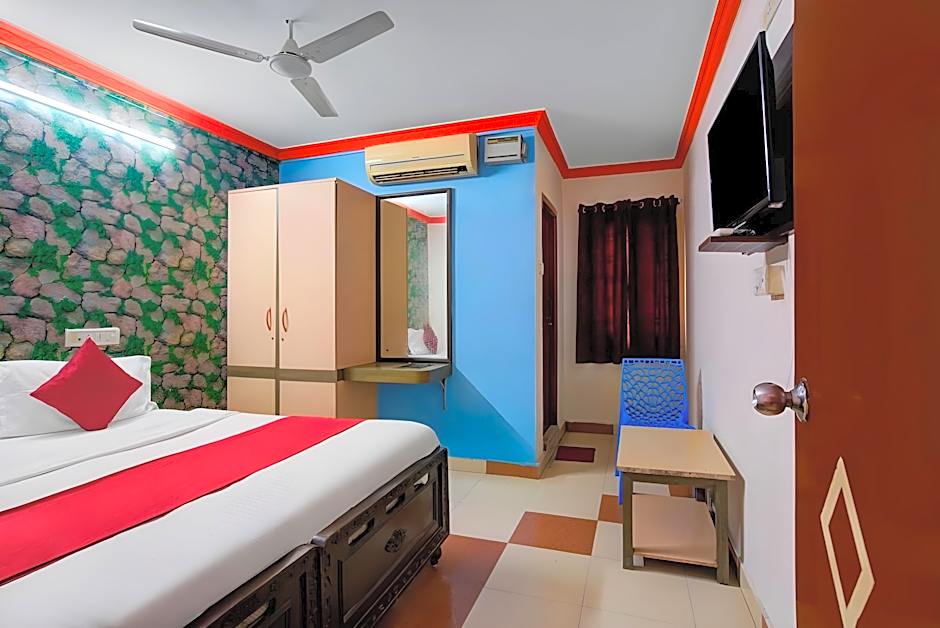 iROOMZ Hotel Silver Moon