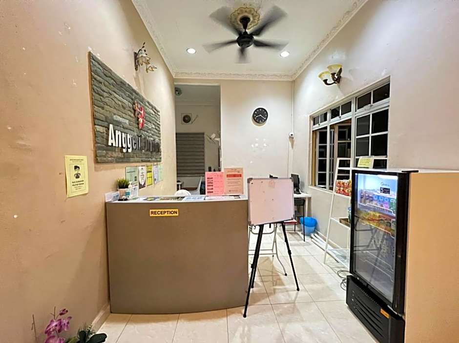ANGGERIK IMPIAN HOTEL -Best for Travellers at Kuala Berang