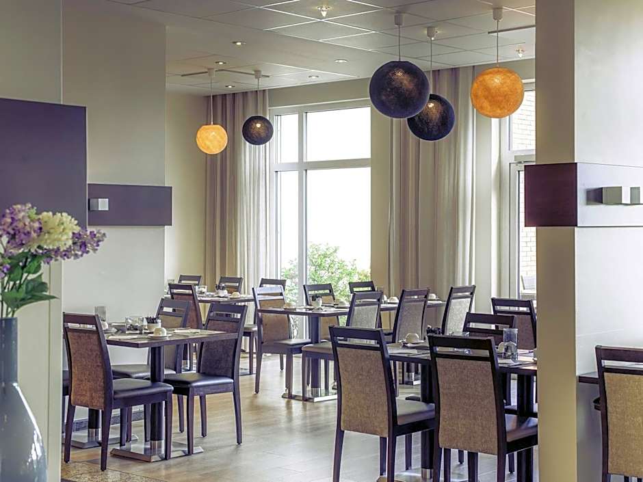 Mercure Kamen Unna