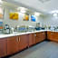 Comfort Inn & Suites Wichita Northeast