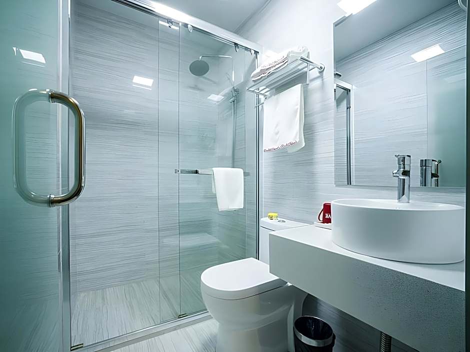 Shell Kunshan Huaqiao Town Huaji Road Hotel