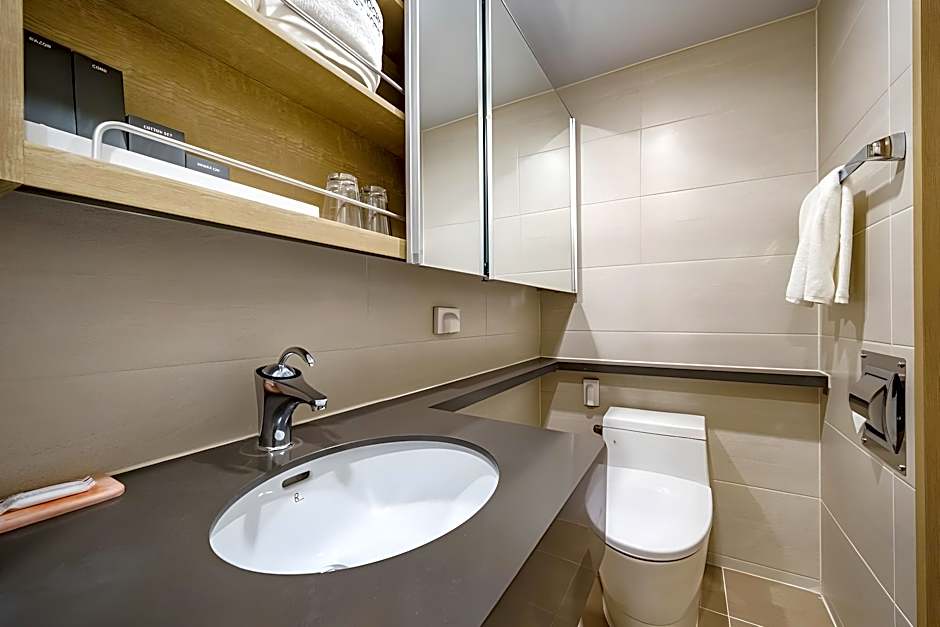 Chungchoho Best Hotel